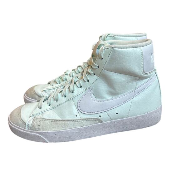 Nike Shoes - Nike Women's High-Top Sneakers in Light Mint and White